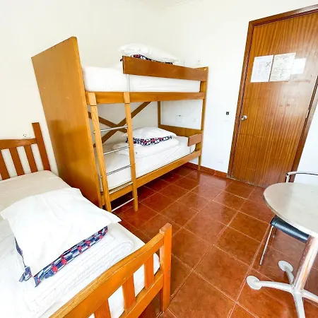 Hostel Hi - De Juventude