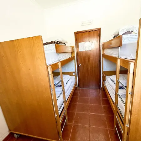 Hostel Hi - De Juventude *